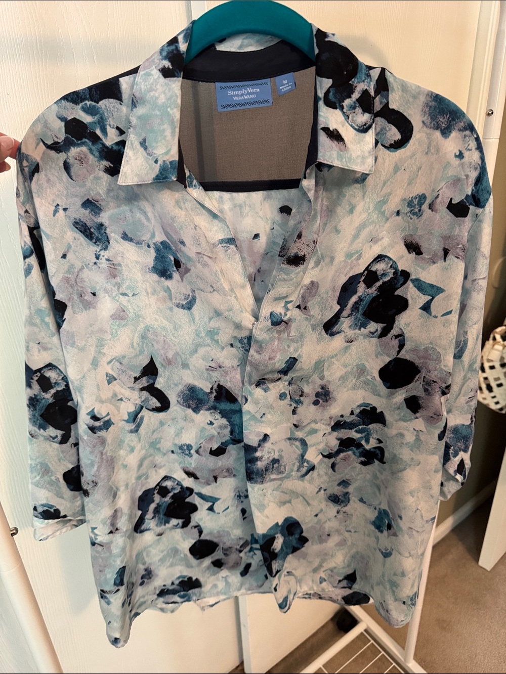 Simply Vera Vera Wang Blue, Black & White Abstract Button-Down Shirt